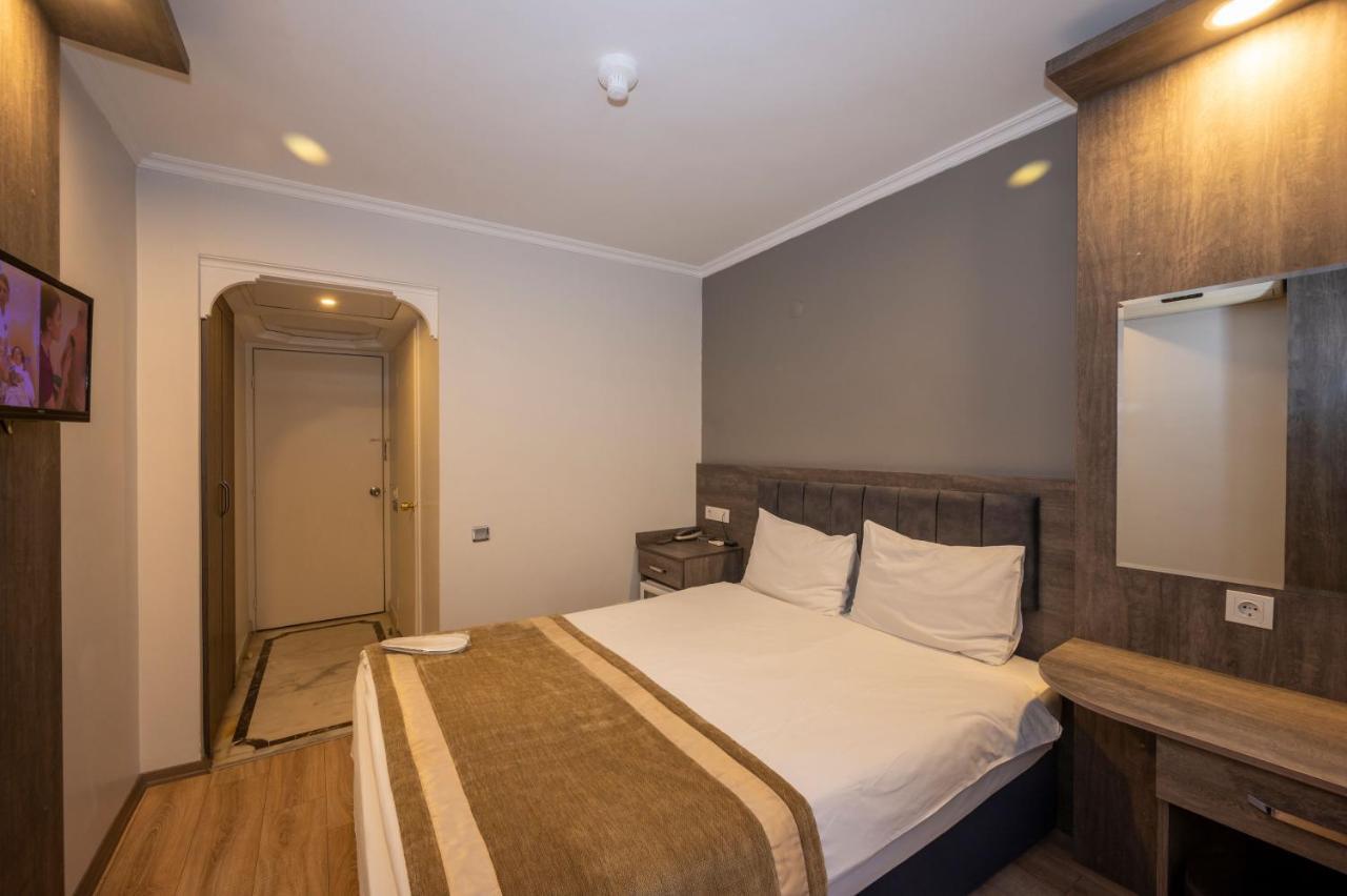 Yaztur Hotel Istanboel Buitenkant foto